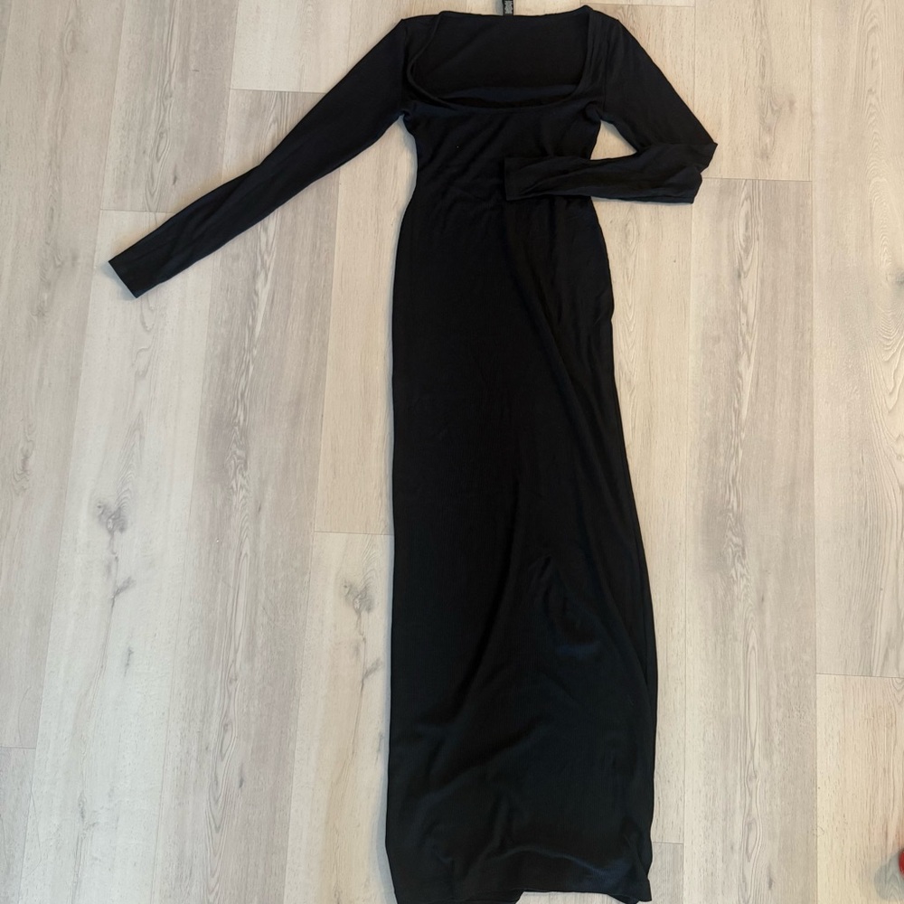 Skims Long-sleeve Maxi Dress in Black